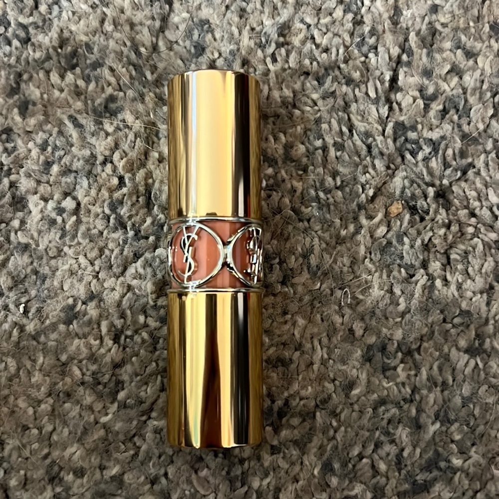 YSL rouge shine